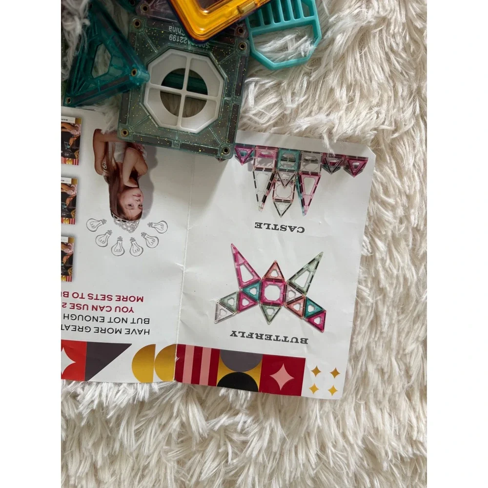 FAO Schwarz Magnetic Tiles 80 Piece Set -‎ Triangles Squares STEM Toy